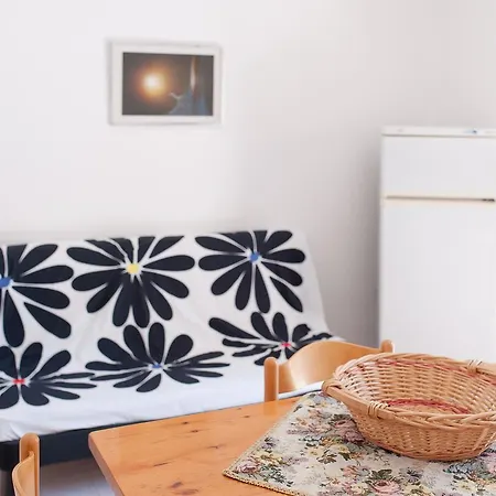 Lido Giovani Apartment